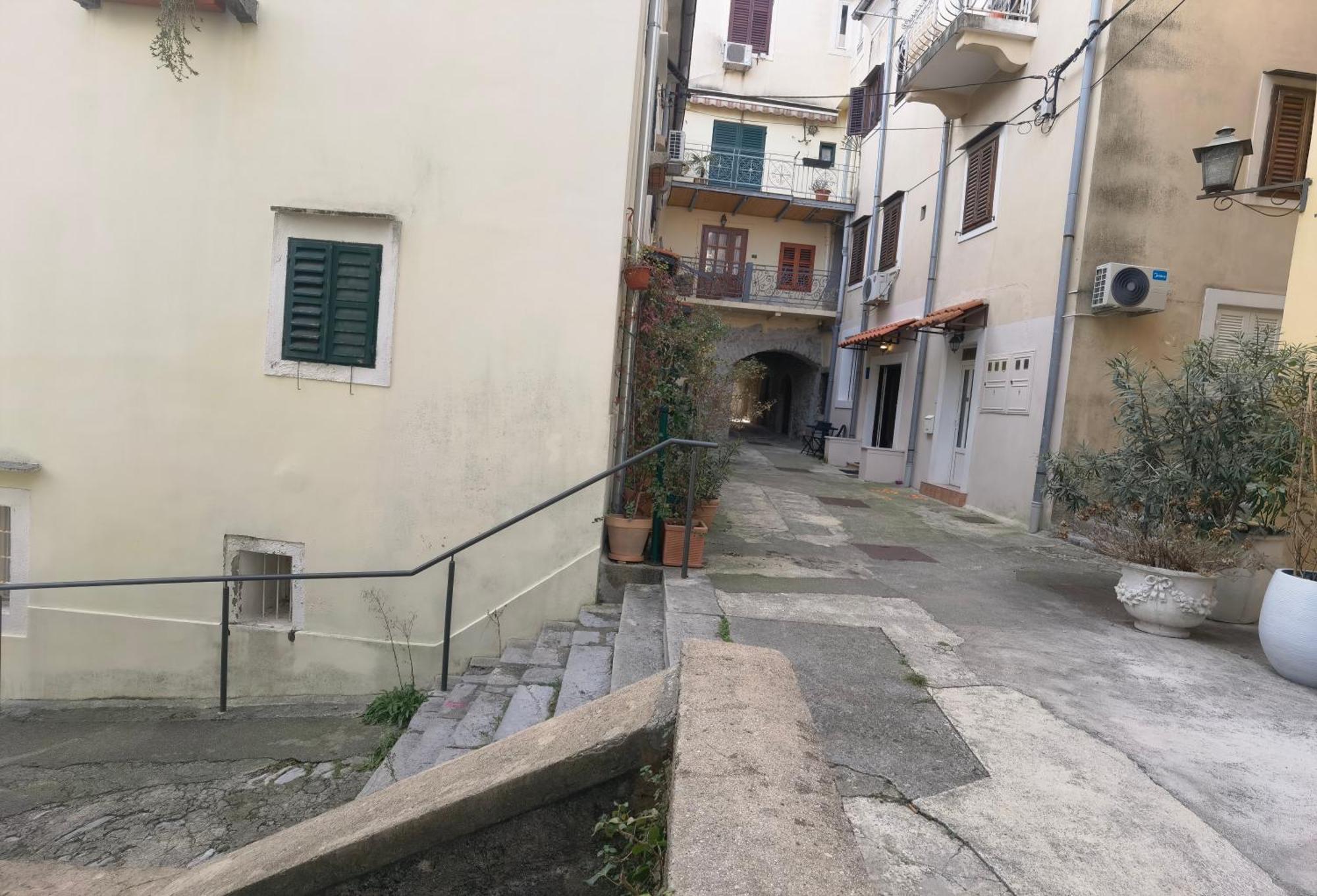 Apartment Zlatko , Ten Steps To The Sea โอปาติยา ภายนอก รูปภาพ
